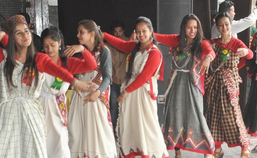 ...तेरी नगरी दिलणू लाणा गाने पर खूब मचा धमाल
