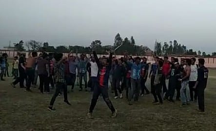 students protest i final of RU cup