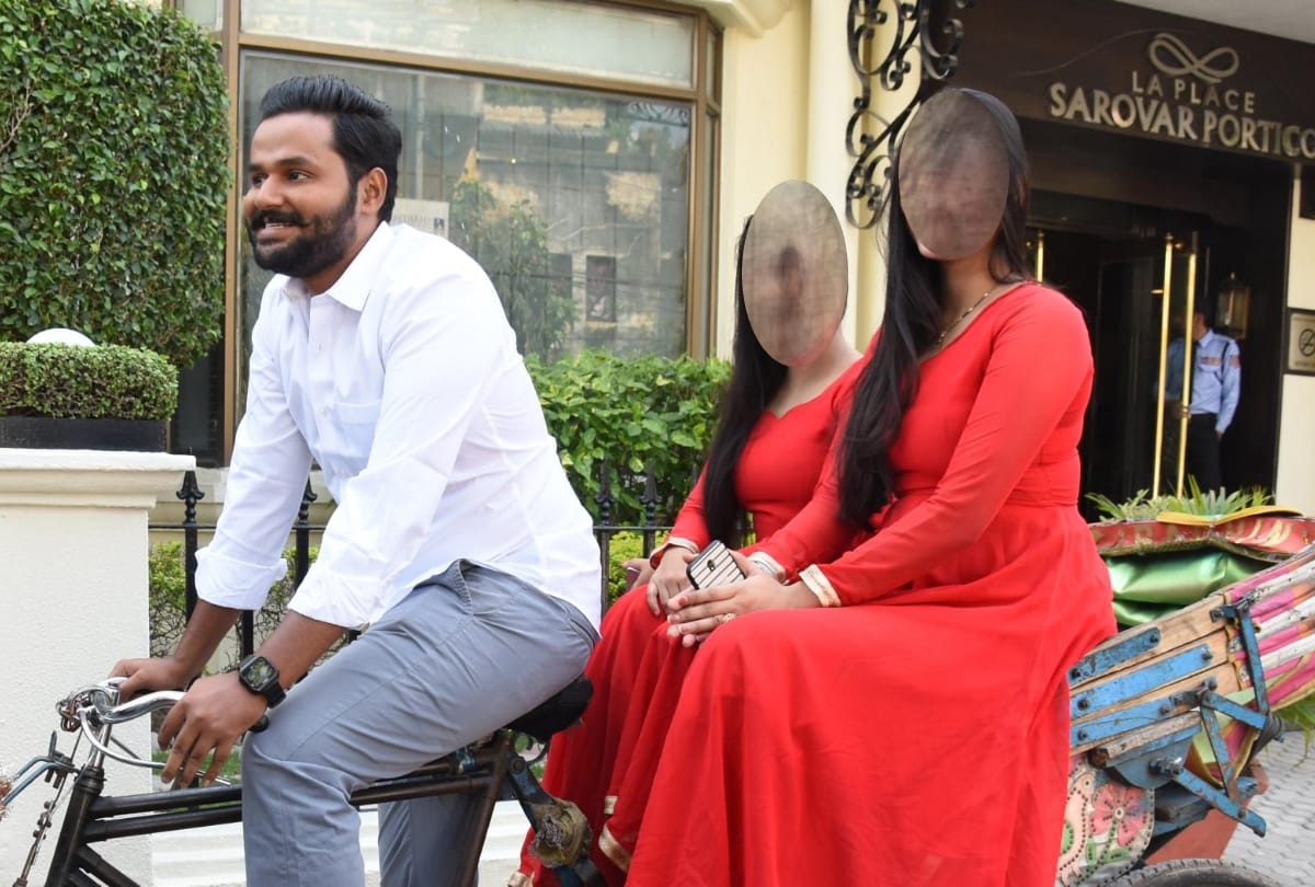 tv actor nitesh shetty in lucknow