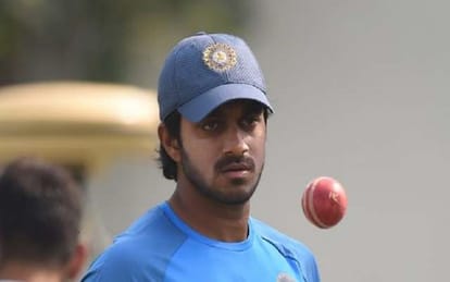 nidahas trophy vijay shankar locked himself in hotel room after final