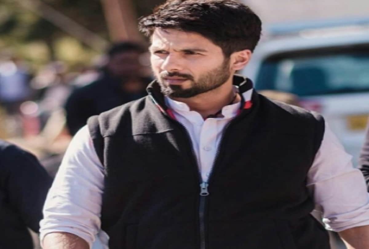 Aishwarya rai Bachchan may romance with shahid kapoor in Woh Kaun Thi sequel