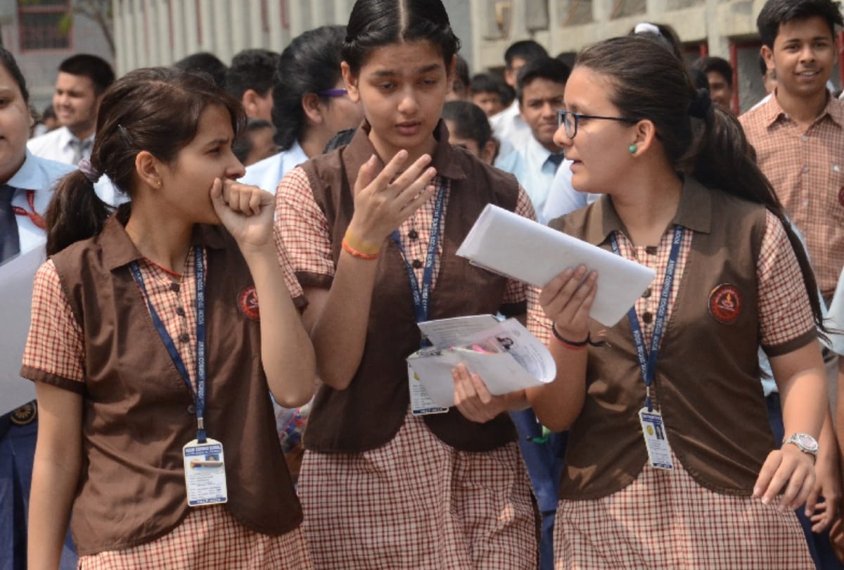 After question paper leak, CBSE proposes electronically coded papers from now