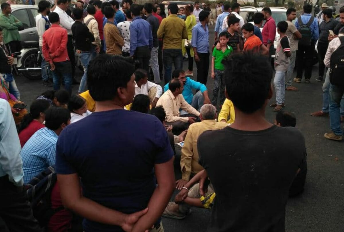 class 9 girl suicide in noida case: parents protest outside school demand cbi probe and all updates