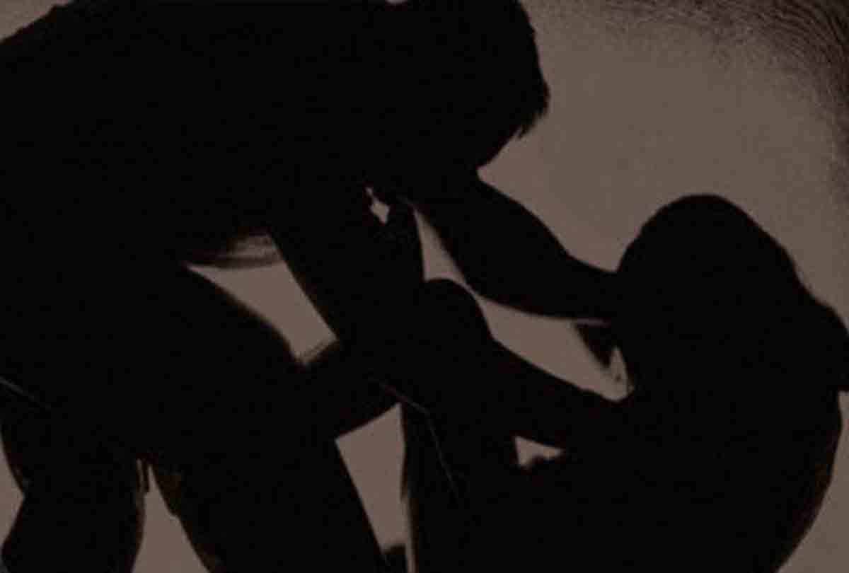 man hit woman in up because of maggie