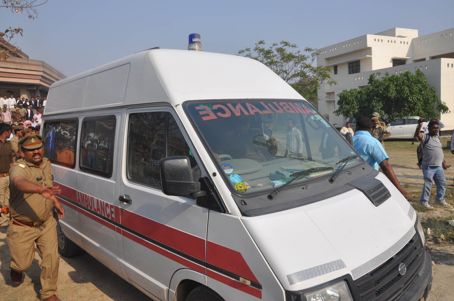 MLA mukhtar ansari target yogi government while he came in mau court