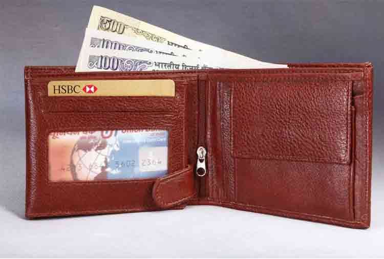 5 things not to carry in purse otherwise always crises of money