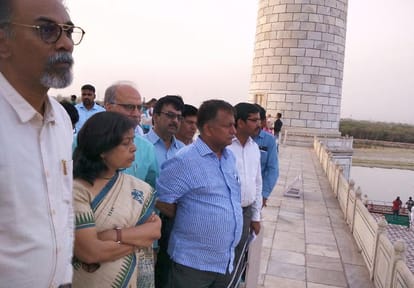 central tourism secretary visit in taj mahal 