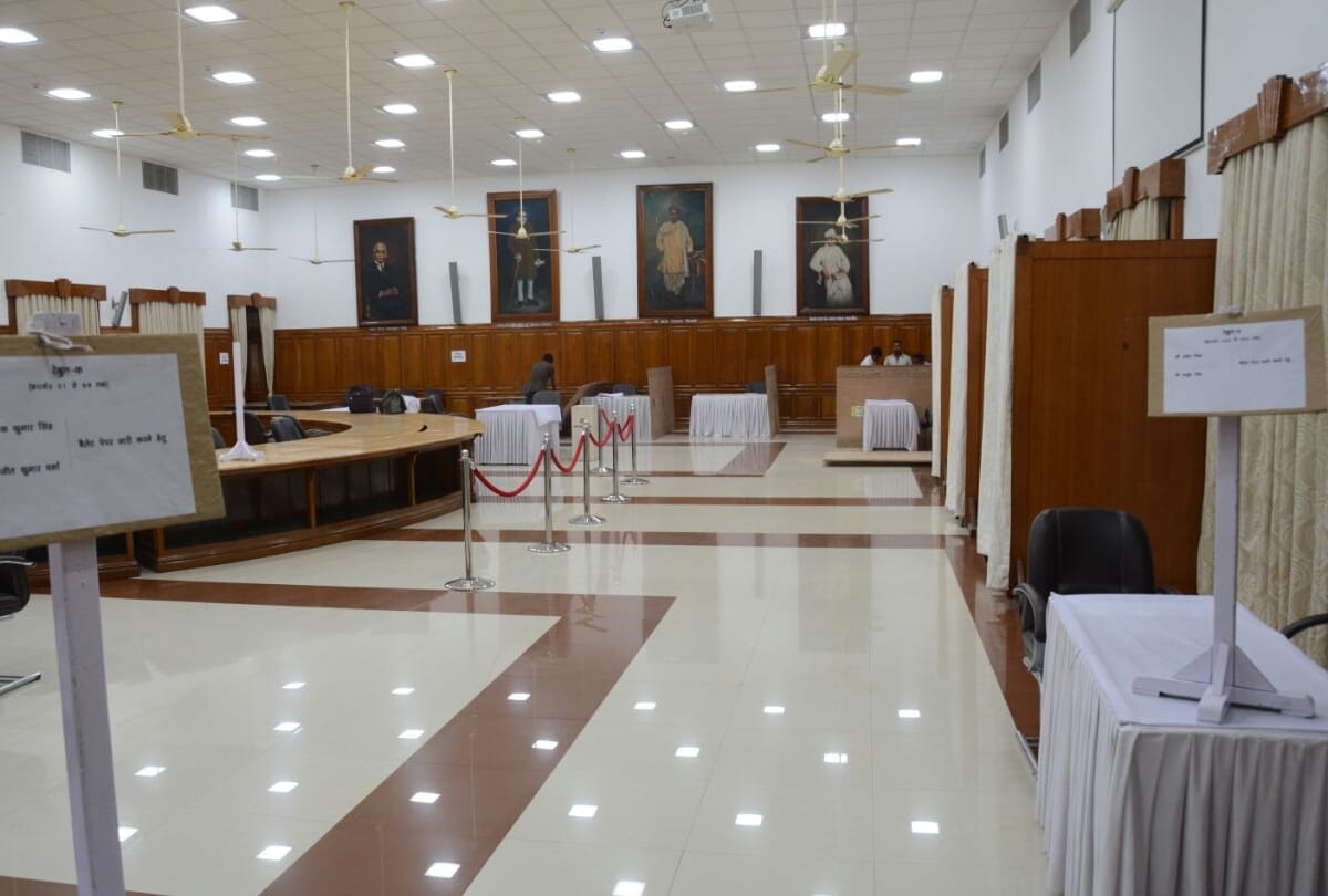 preparation of rajya sabha election in tilak hall of up vidhan sabha