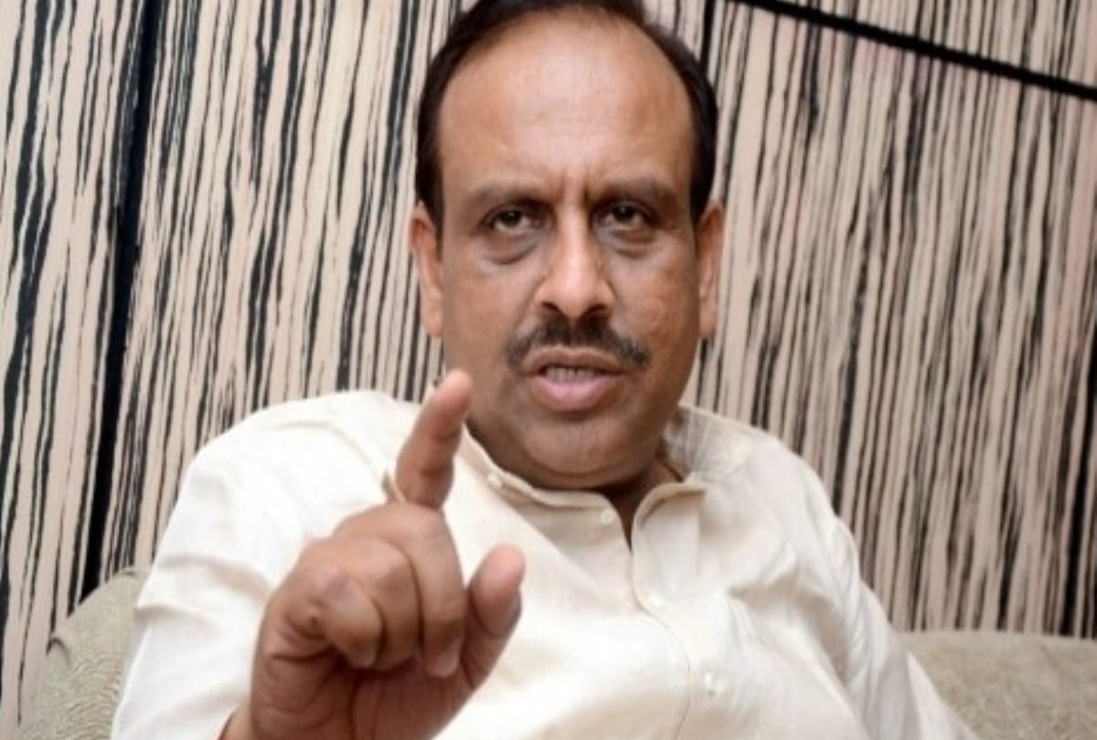 bjp leader vijendra gupta attack on kejriwal goverment over development issue
