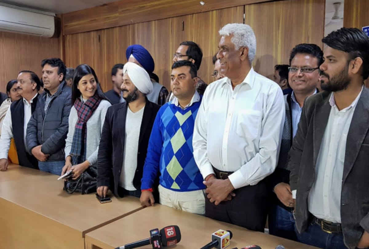 twenty aap mlas: opposition congratulated for the victory in office of profit case