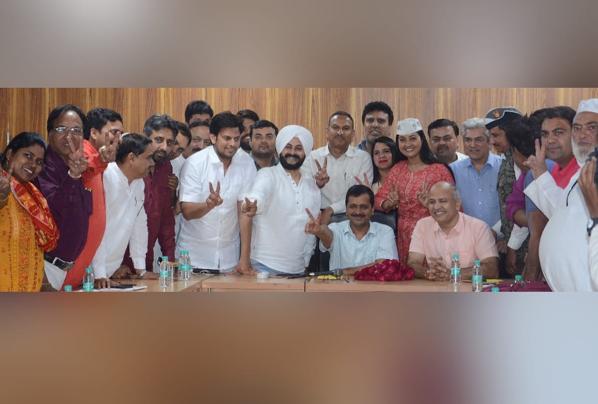office of profit: delhi high court blamed election commission that they were careless in hearing