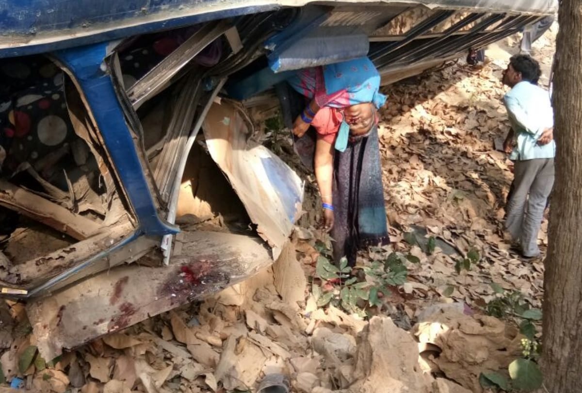 accidents in bahraich, two dead, 32 injured