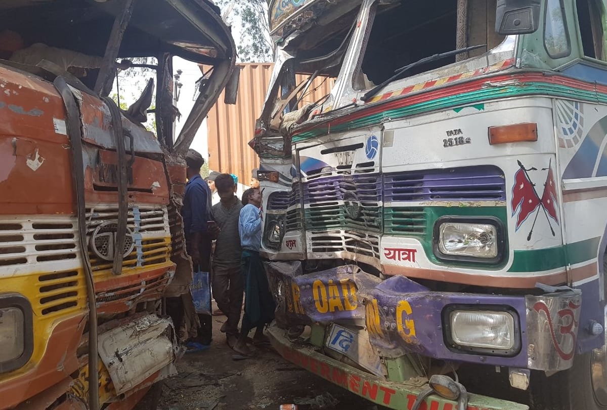 accidents in bahraich, two dead, 32 injured