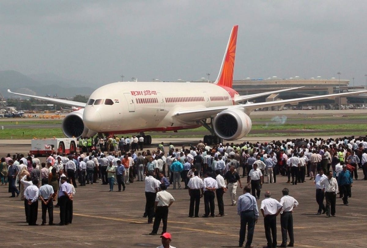 Air India booked more than capacity passengers failed to fly after confirm ticket