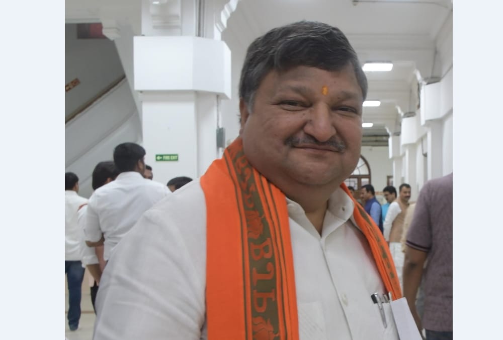 cross voting opens path of winning for 10th candidate of rajyasabha.