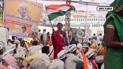 anna hazare begans protest for demanding lokpal in ramlila maidan