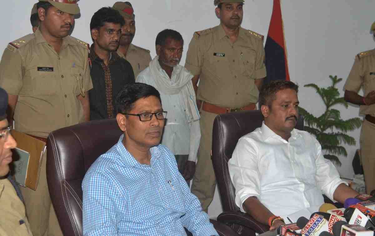 Azamgarh police disclosure illegal arms factory