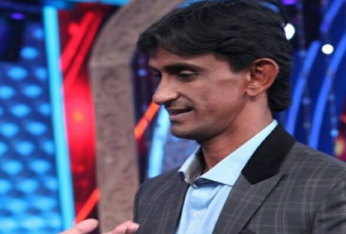 Azhar Maqsusi heart opens for poor people under the flyover in Hyderabad