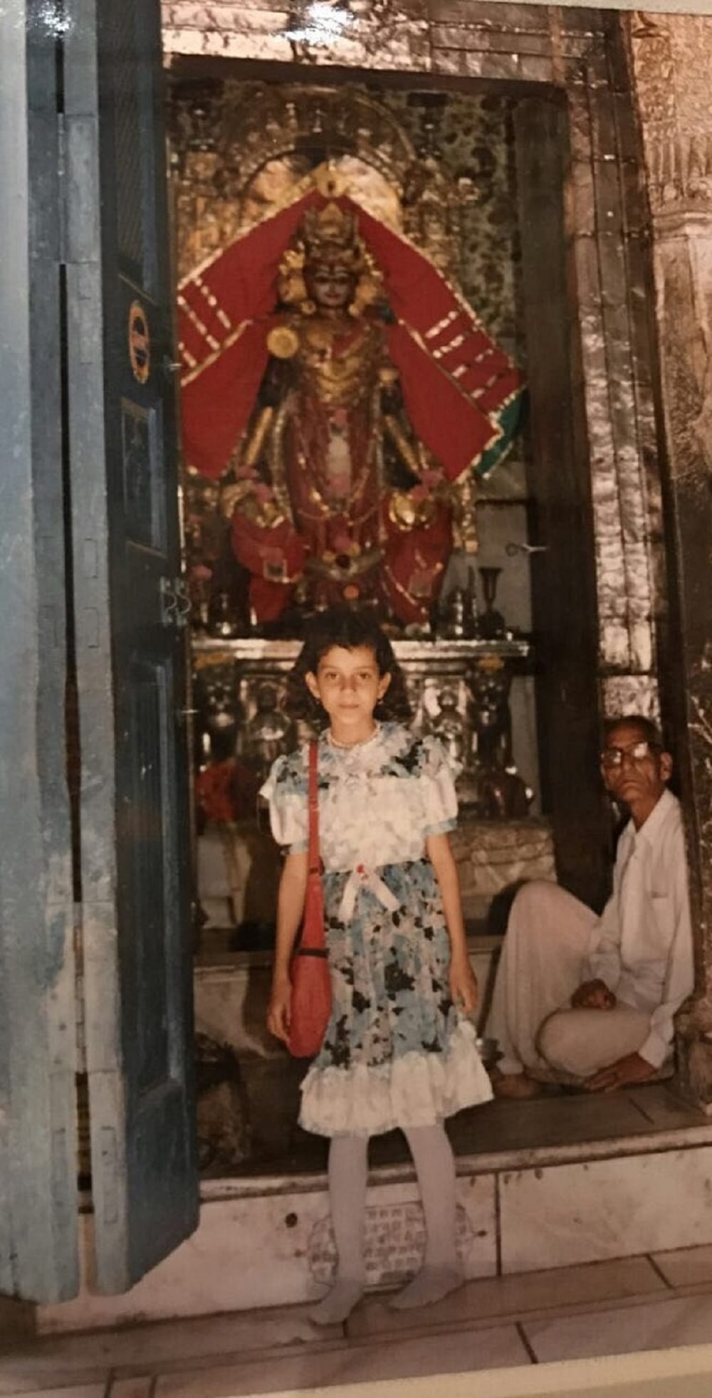 Rare and unseen childhood pictures of Bollywood Queen Kangana Ranaut goes viral on her birthday