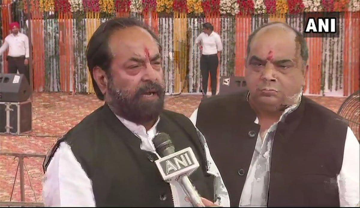Relative of Sukhdev Thapar demands Martyr status for bhagat singh, Rajguru and sukhdev 