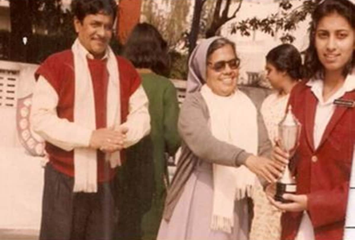 birthday special rare and unseen pictures of Smriti Irani 