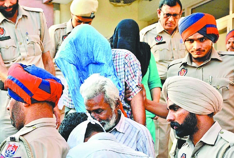 jail sentence to 10 people in chemical lab drugs sample fraud case