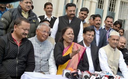 gairsain vidhan sabha budget session 2018 mla fight