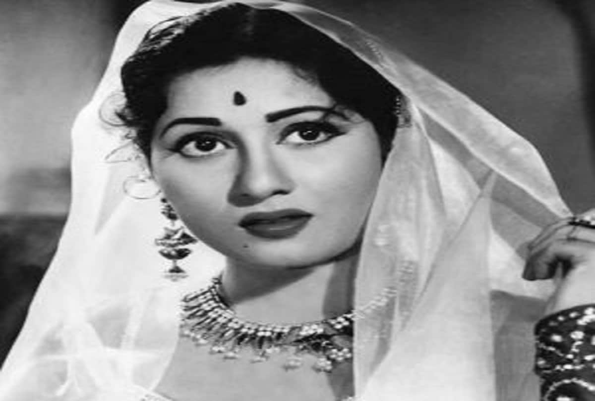 bollywood muslim actress who marries with hindu actors see the photos