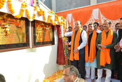 cm jairam thakur announced that 33 toll barriers will be denotified