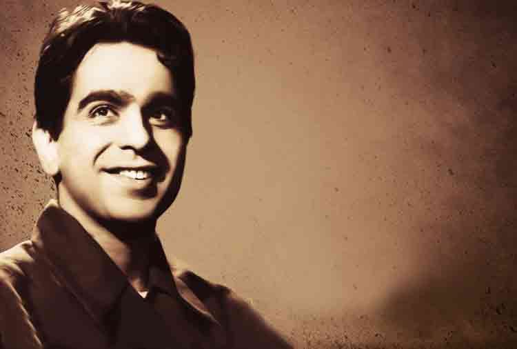 dilip kumar was shocked to see a girl lying on his bed autobiography story