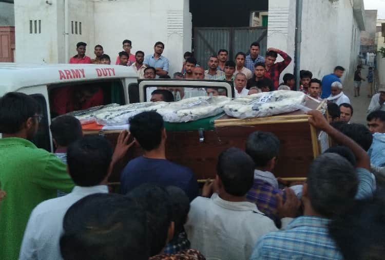 Indian Army Soldier Sandeep Singh Punia Funeral in Hisar, Died in Kupwara