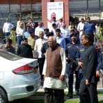 हस्तकला संकुल में राज्यपाल राम नाईक 