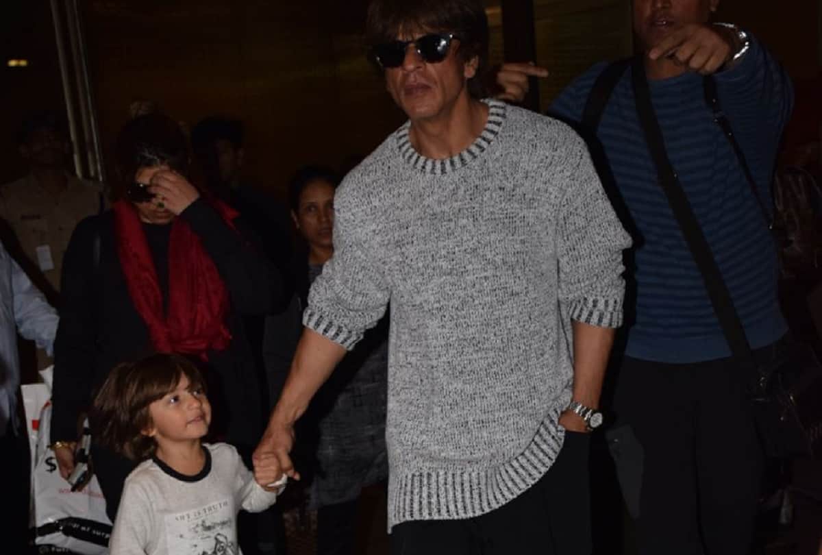 shah rukh khan and abram are back from vacation