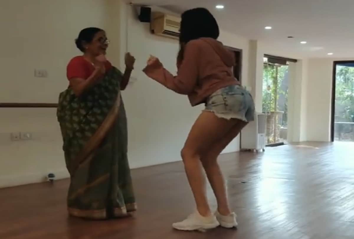 1920 actress Adah Sharma dance video with grandmother goes viral on internet 