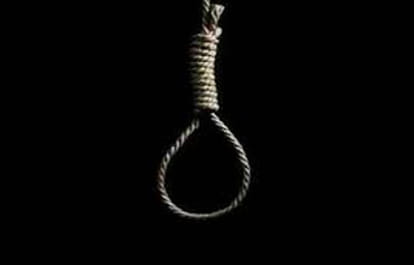 girl committed suicide in kanpur