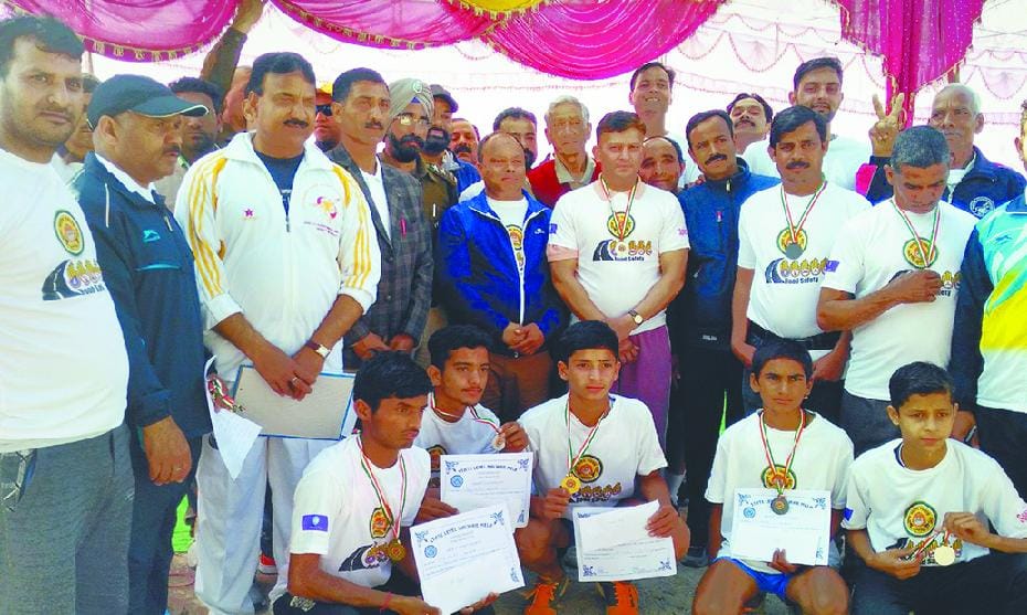 कॉस कंट्री रेस में नागेंद्र पाल, निकिता, यशपाल और ज्योति बने विजेता