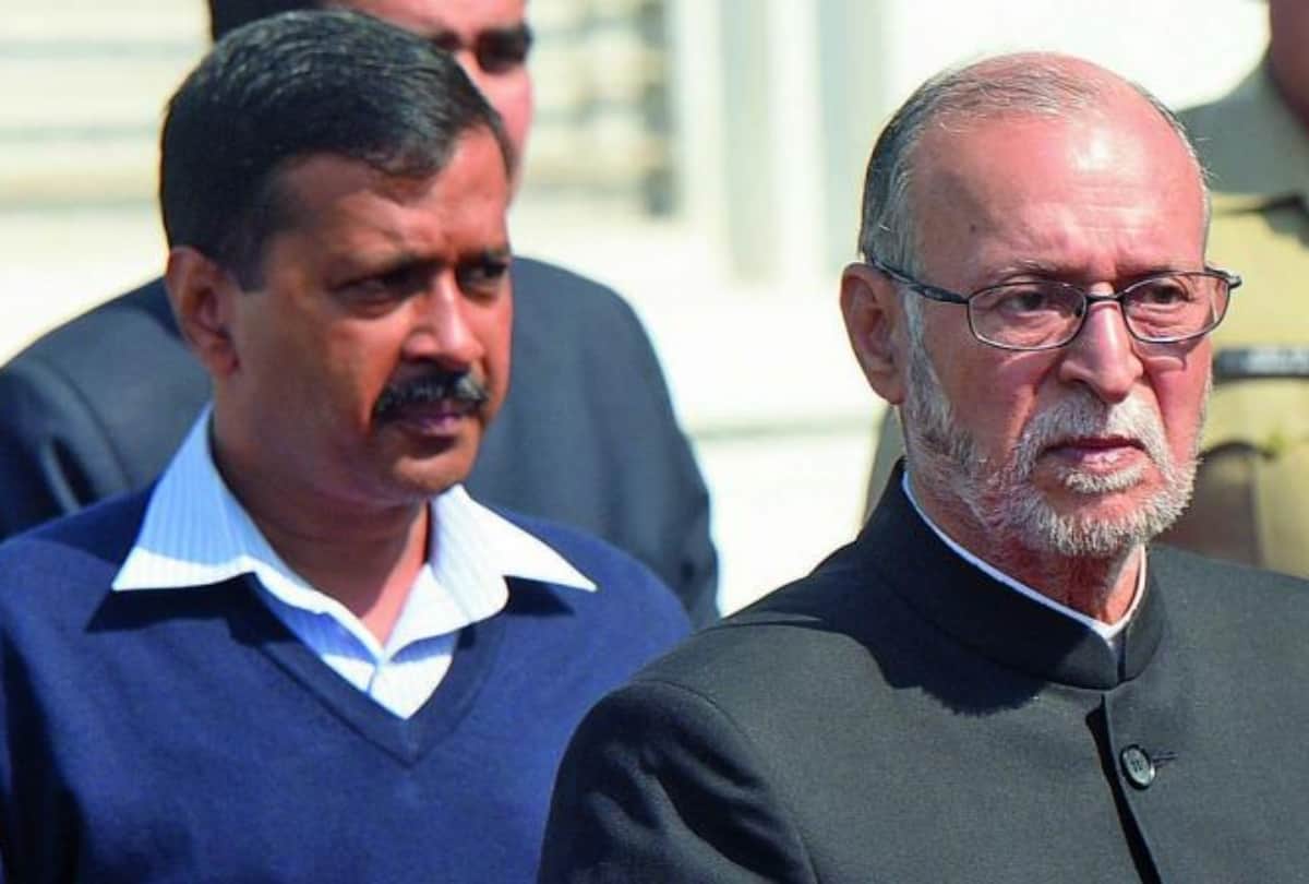 arvind kejriwal tweeted about anil baijal that he should focus on delhi police system