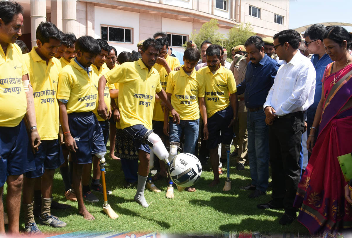 artificial limb distribution camp news