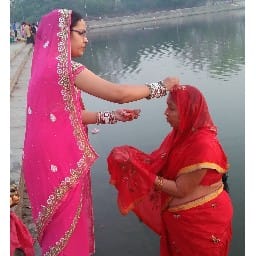 उगी हों सुरुज देव, भइलें अरघा के बेर