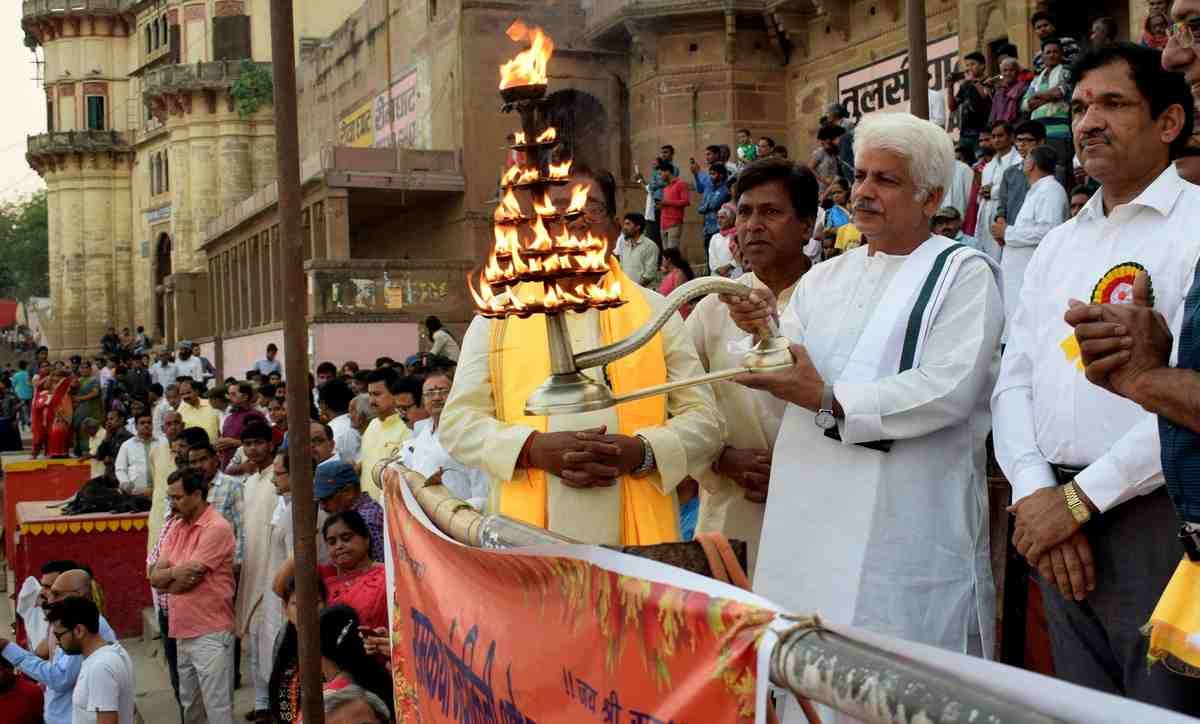 see the photos of rama navami celebration in kashi