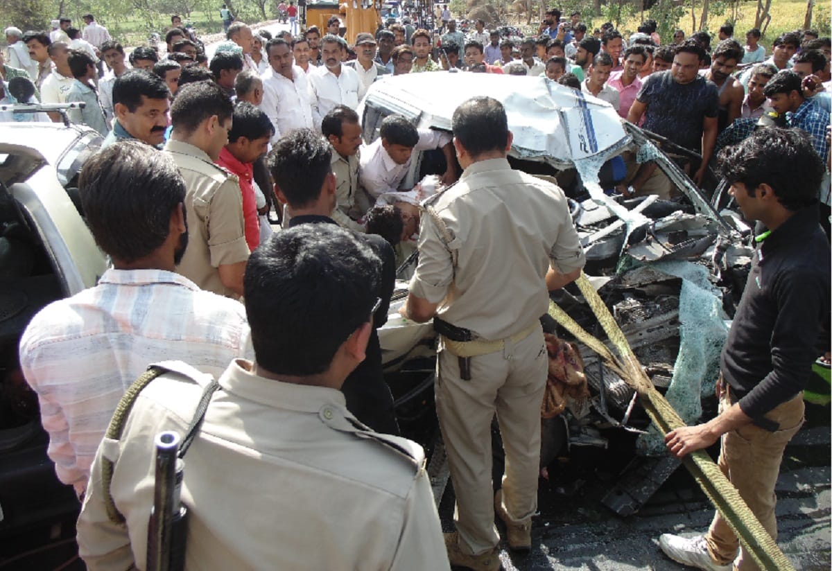 Five family members killed in road accident on bahjoi-babrala highway, sambhal, uttar pradesh