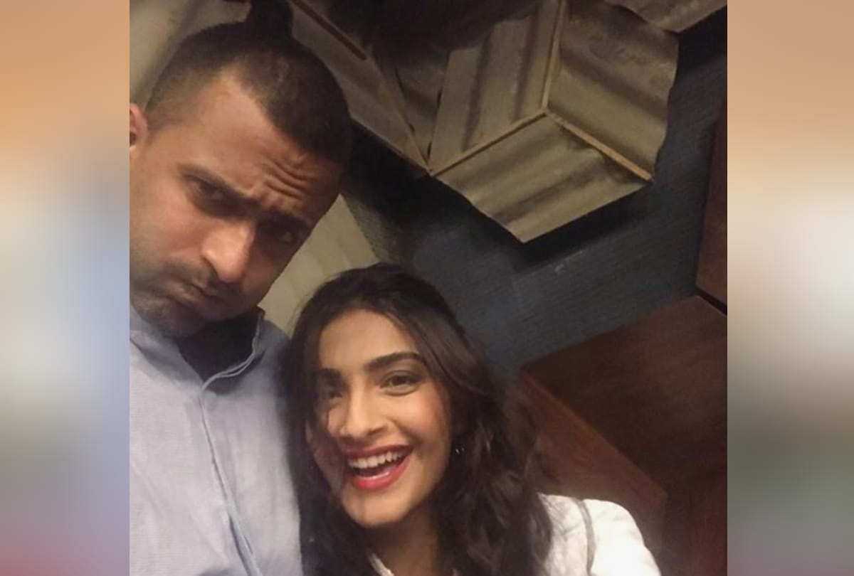 know all about sonam kapoor boyfriend anand ahuja