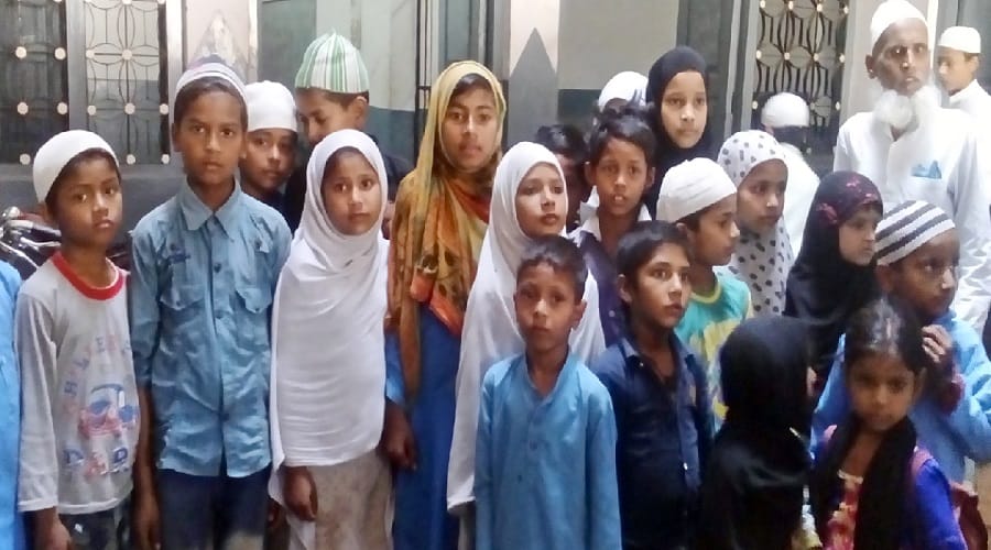 up: 50 students suffers from eating mid day meals, case against two