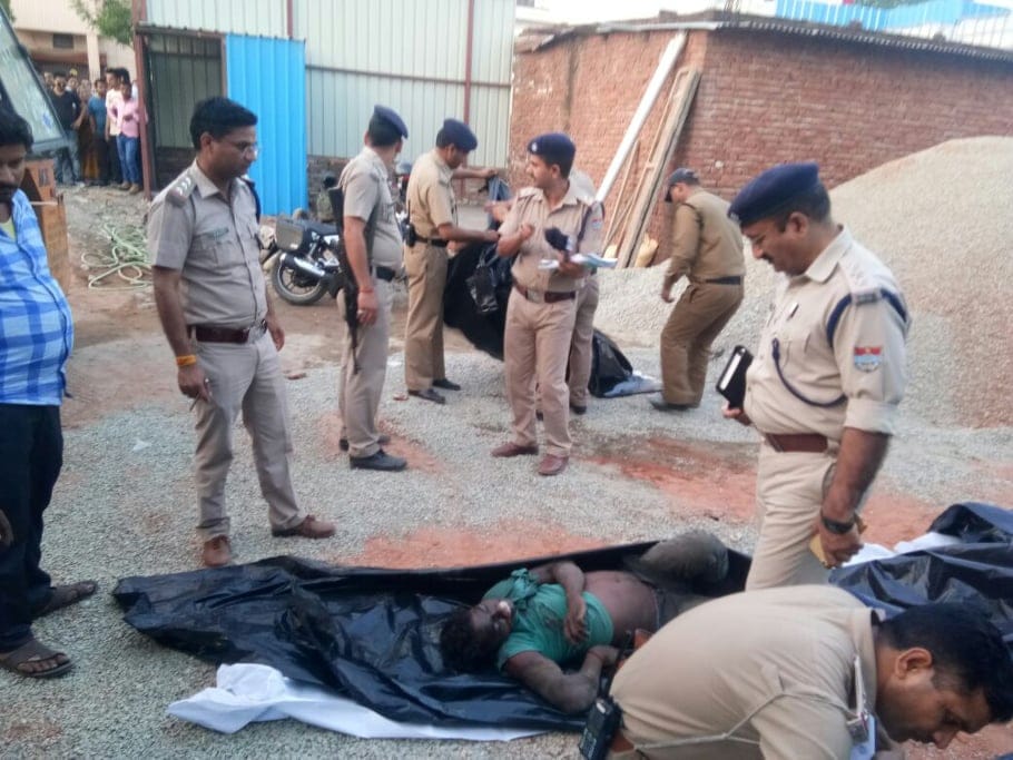 Casualty in haldwani three labour died due to cement container collapse