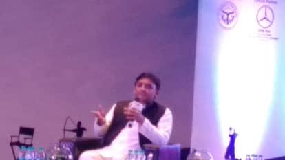 deputy cm keshav prasad and akhilesh yadav in kanpur amar ujala samwad event