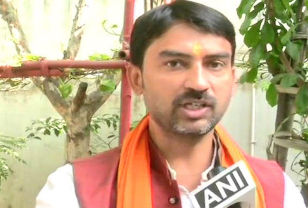 Bhagalpur violence: JDU is silent but BJP said that Arijit has not done anything wrong