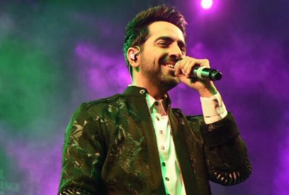actor and singer ayushmaan khurana in lucknow