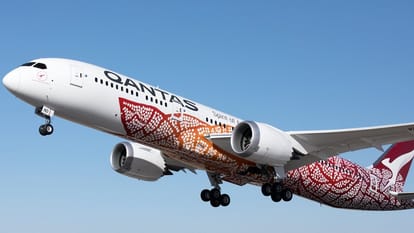 first nonstop flight service is start from austria to london