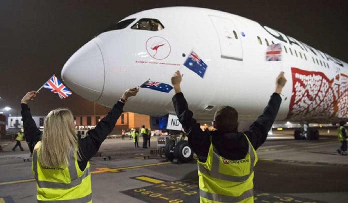 first nonstop flight service is start from austria to london