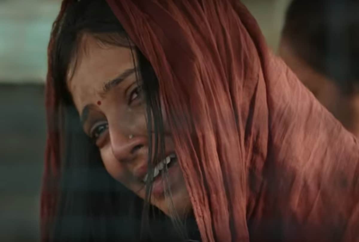Ishaan Khatter  starrer Beyond The Clouds Second Trailer out